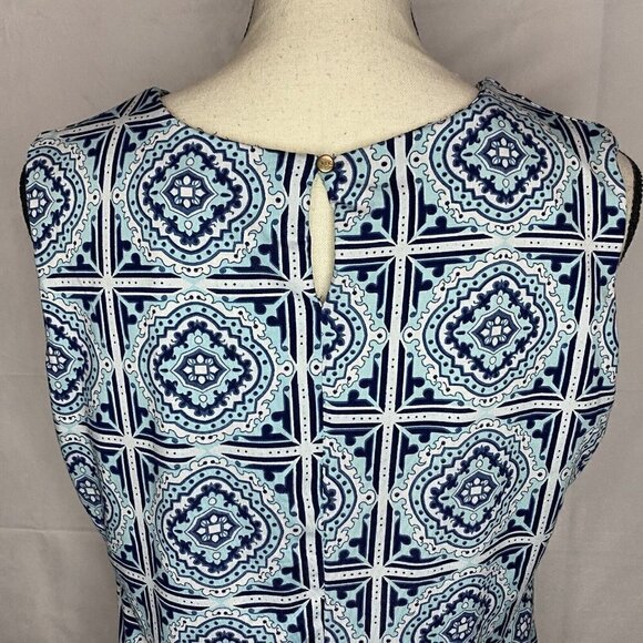 BCBG MaxAzria Tank Top Blouse Keyhole Back Medium Blues White - Picture 7 of 8
